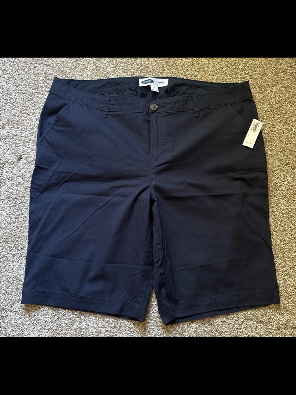 Old Navy Women’s Navy Flat-Front Shorts